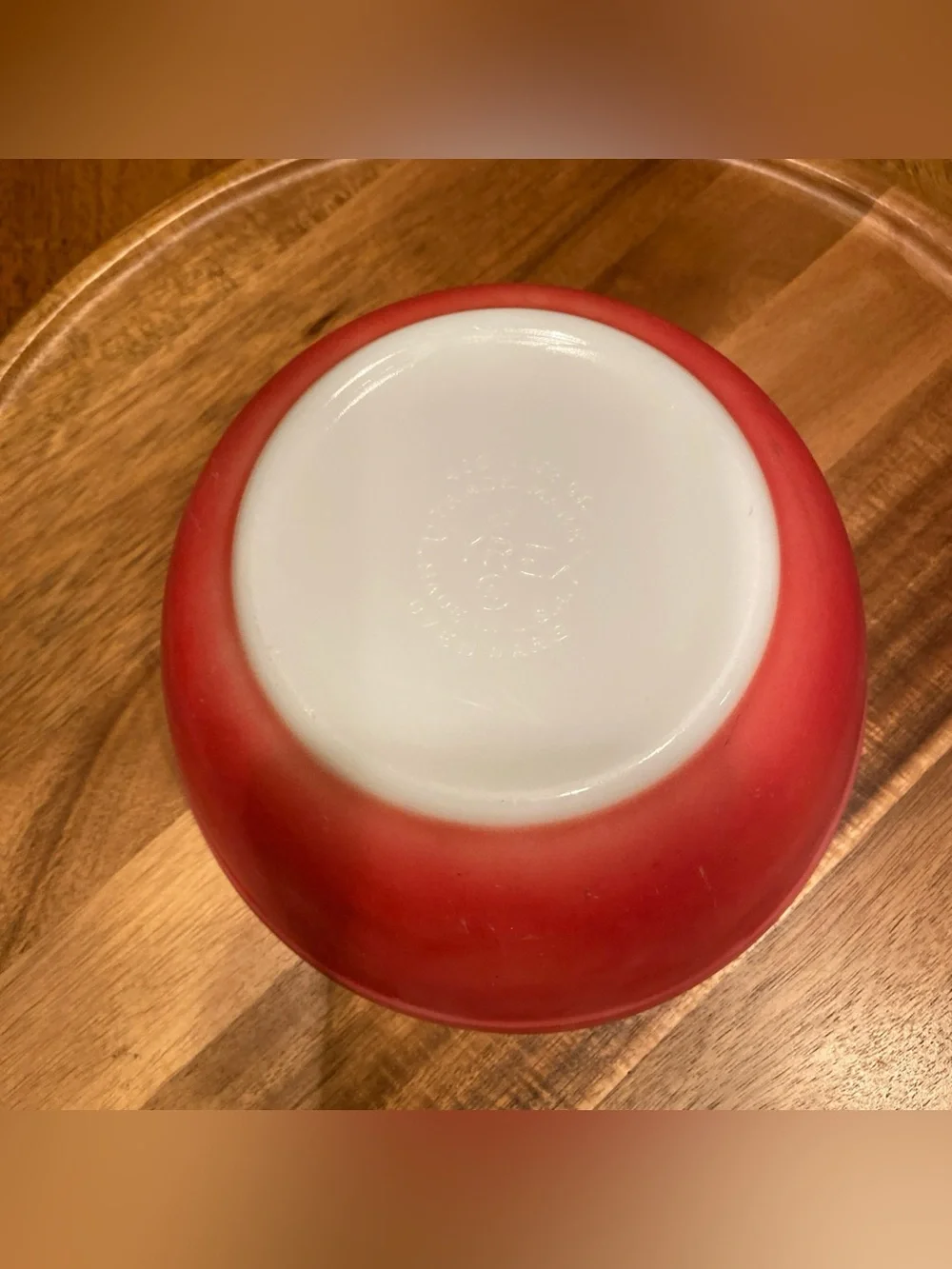Pyrex 402 Vintage Red /White Solid Glass Mixing Bowl 1.5 Quart 7in Round 1950s